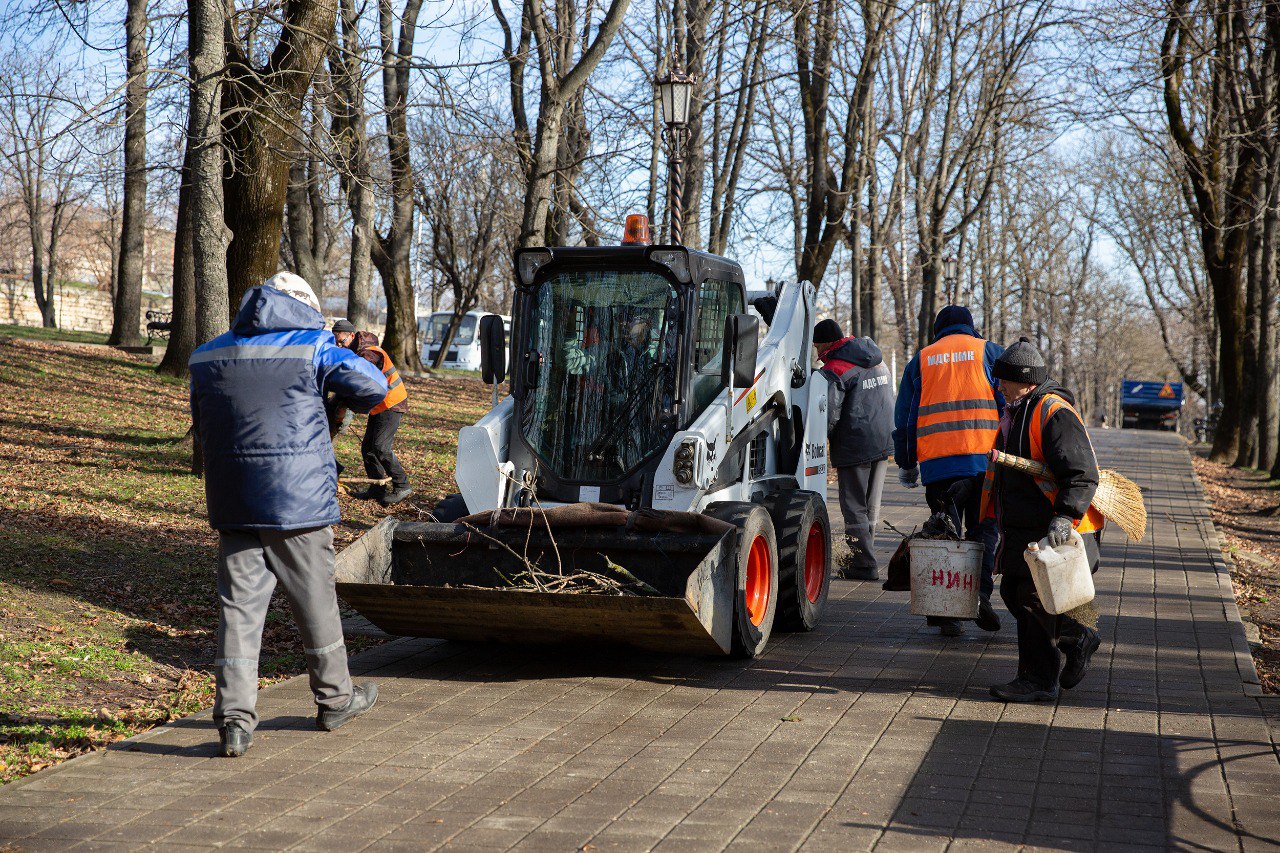 Сильный ветер в ставрополе. Ветер в Ставрополе.