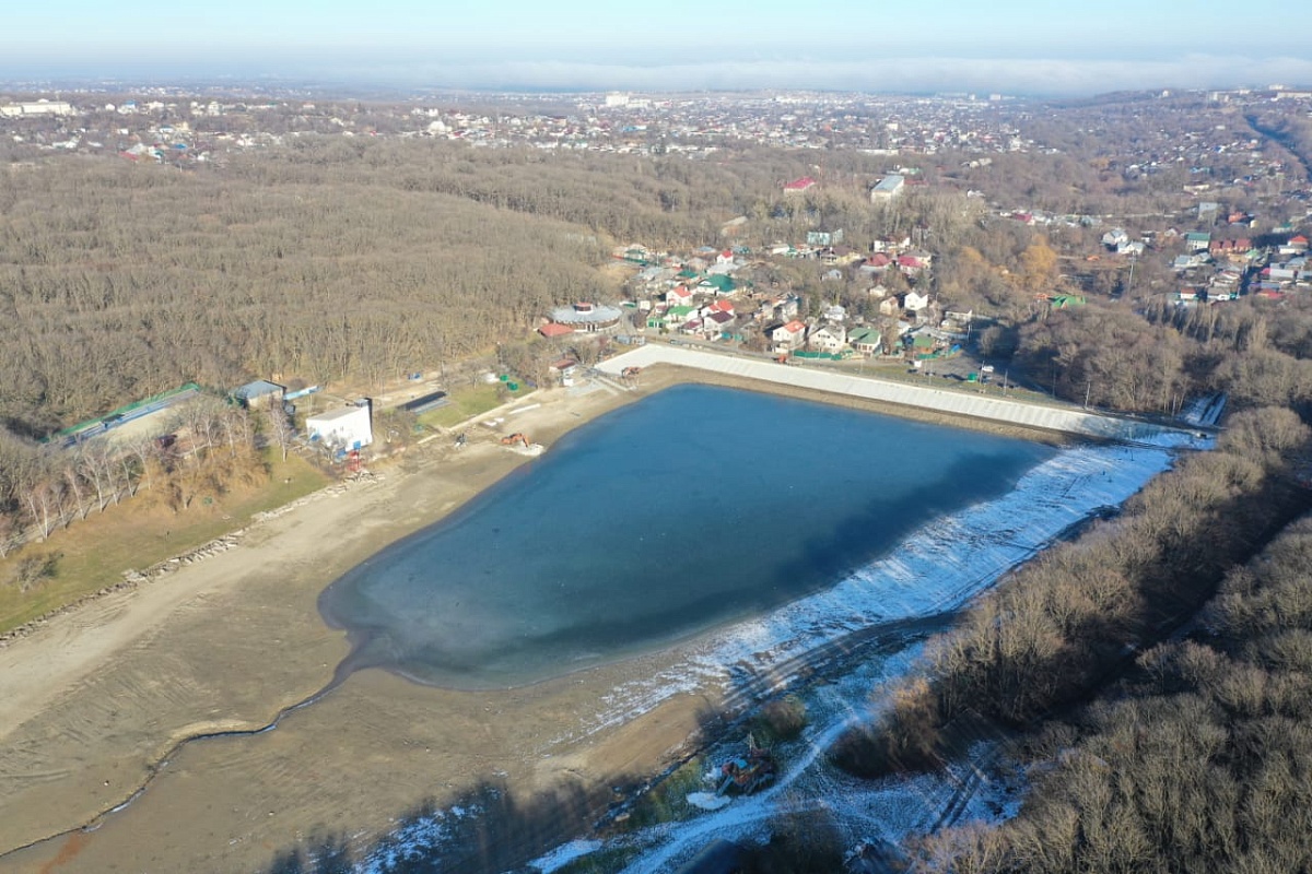 Комсомольский пруд Ставрополь